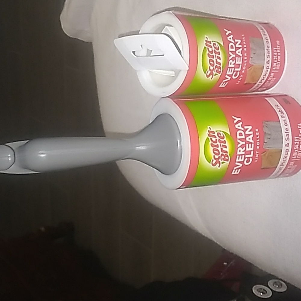 Lint roller with free refill
